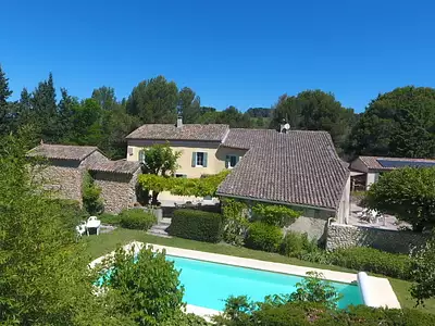 Maison, 340 m²