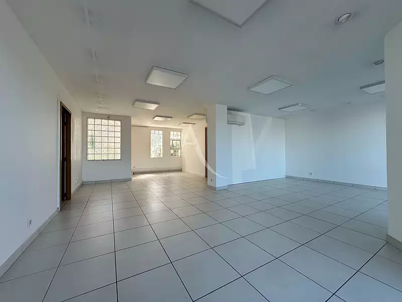 Divers, 75 m²