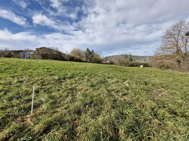 Terrain, 1 037 m²