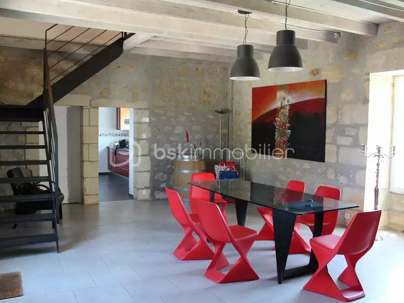 Maison, 230 m²