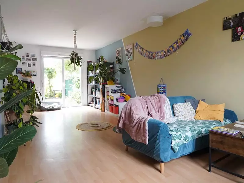 Immeuble, 81 m²