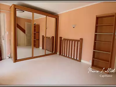 Maison, 322 m²