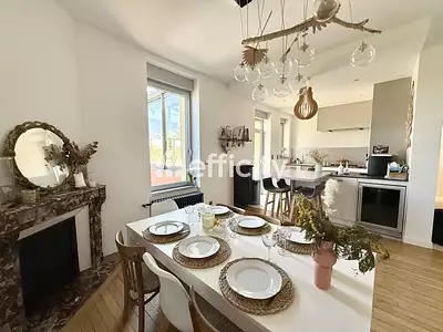 Maison, 190 m²