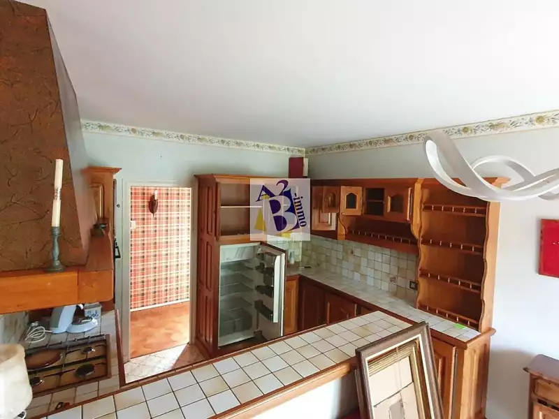 Maison, 221 m²