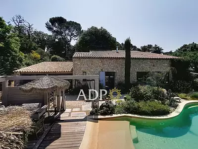 Maison, 170 m²