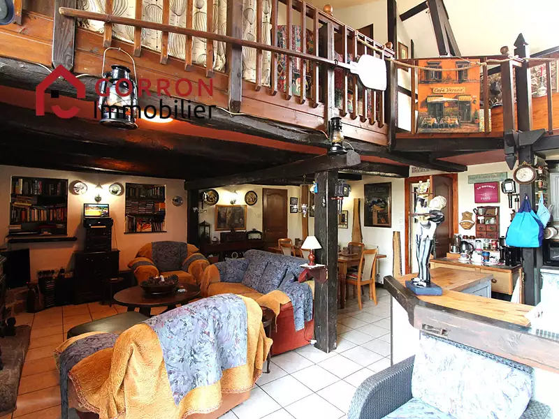 Maison, 278 m²