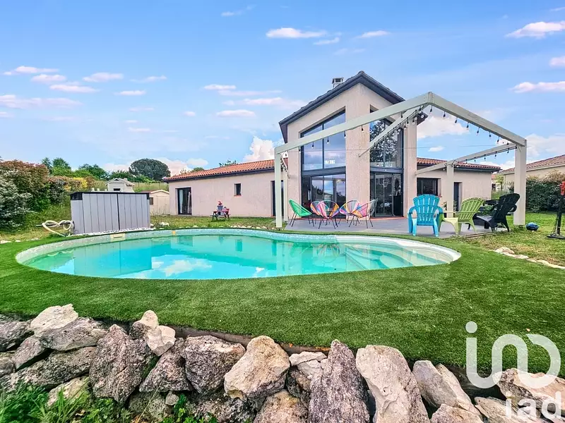Maison, 177 m²