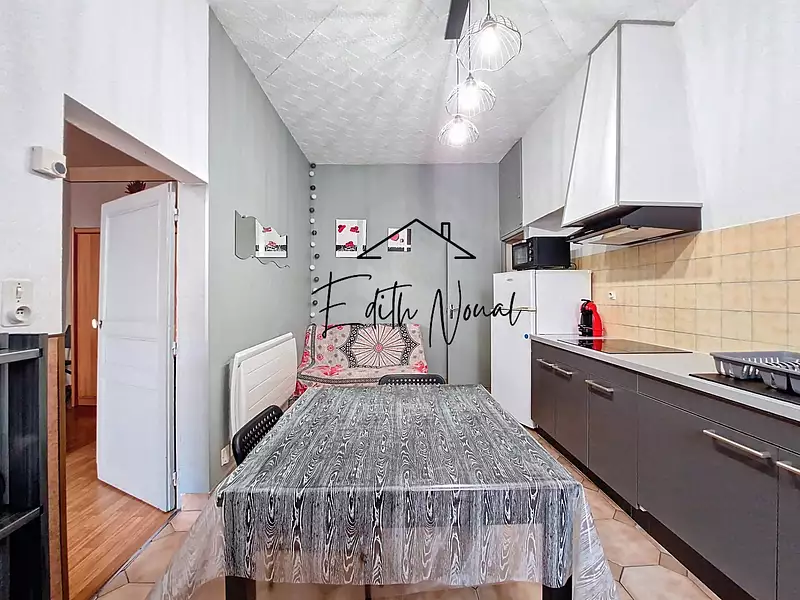 Immeuble, 230 m²