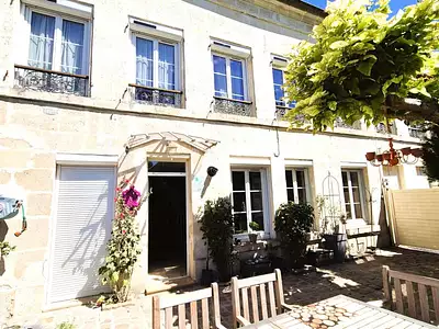 Maison, 165 m²