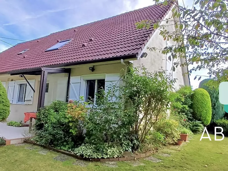 Maison, 180 m²