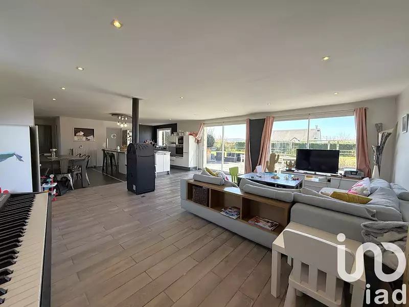 Maison, 179 m²
