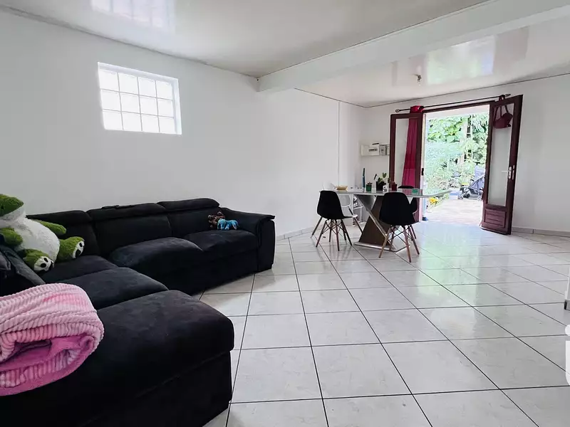 Maison, 151 m²