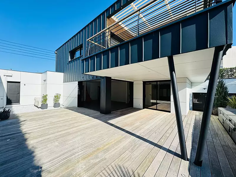 Maison, 216 m²
