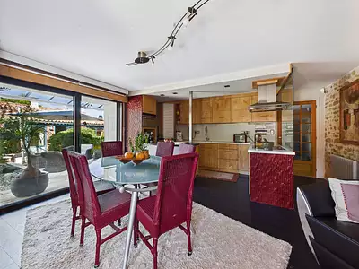 Maison, 220 m²
