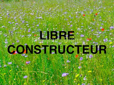 Terrain, 700 m²