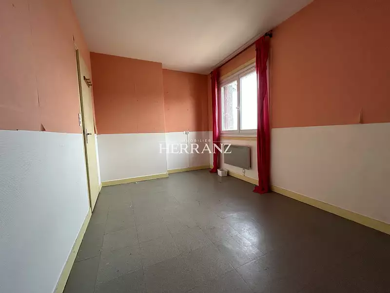 Immeuble, 285 m²