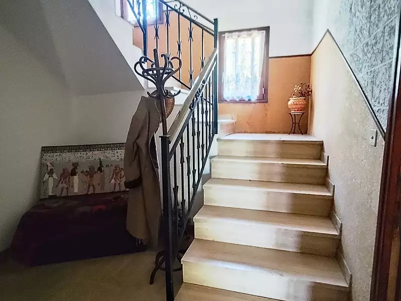 Maison, 242 m²