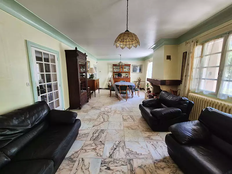 Maison, 200 m²