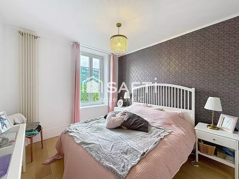 Maison, 280 m²