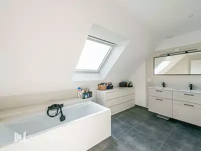Maison, 156 m²