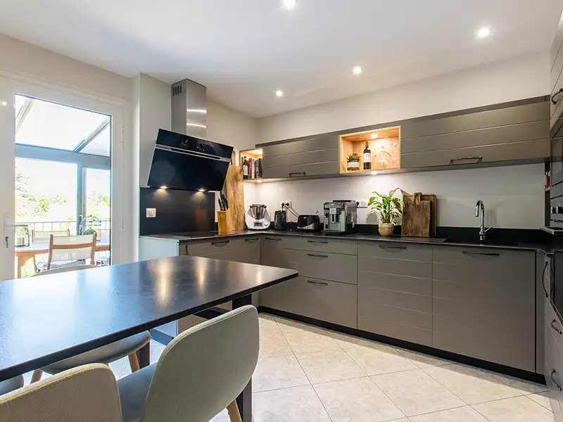 Maison, 208 m²