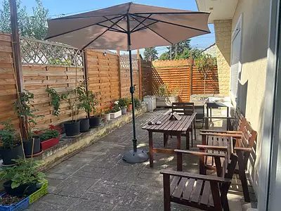 273 000 € 3 098 €/m² Maison • 88,13 m² • 4 pièces • 2 chambres • Ter. 405 m² Aubergenville (78410)