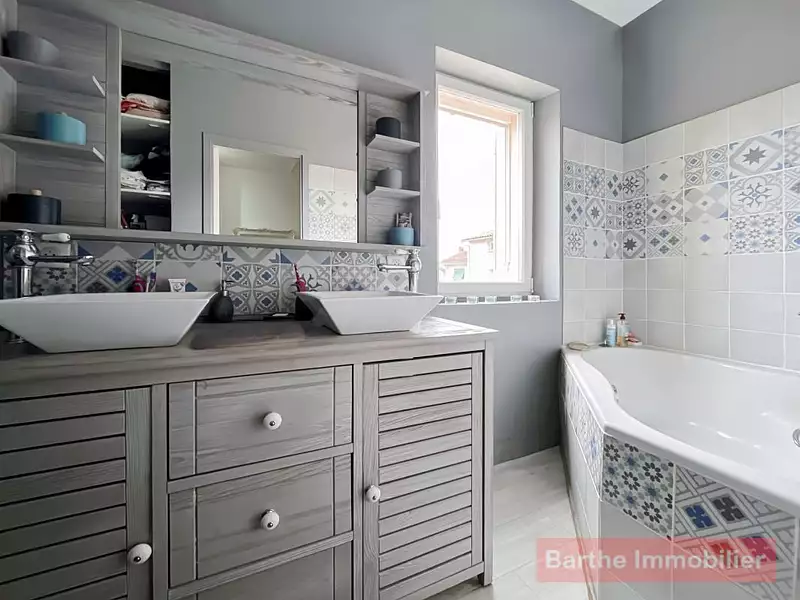 Maison, 172 m²
