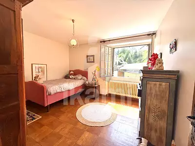 Immeuble, 329 m²