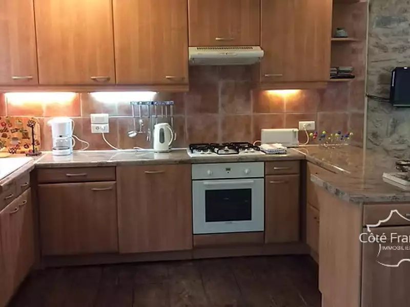Maison, 265 m²