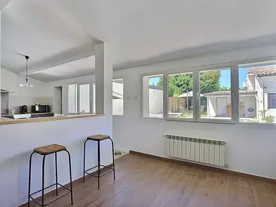 Maison, 240 m²