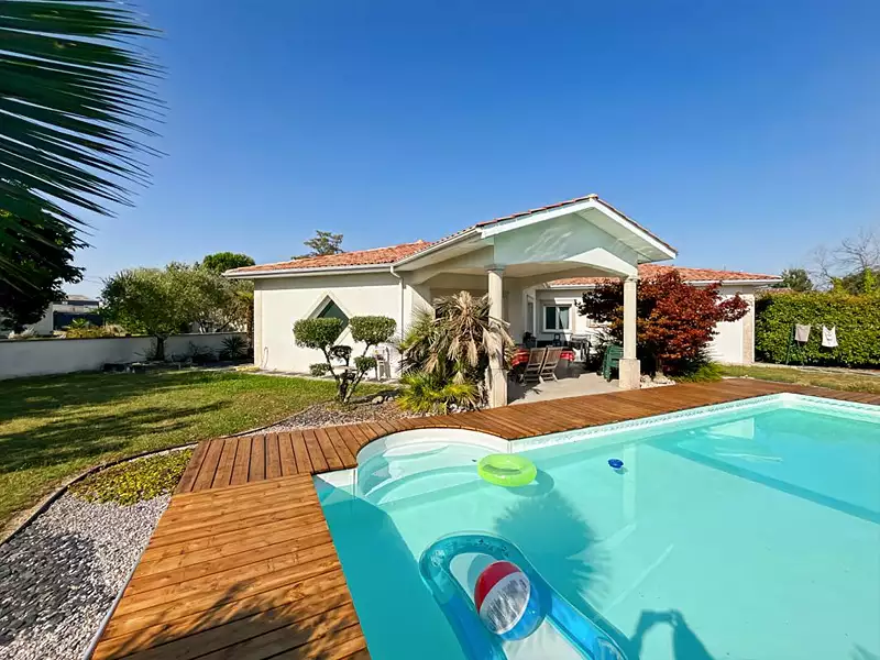 Maison, 155 m²