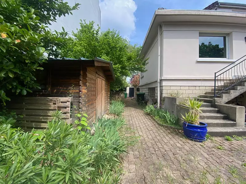 Maison, 285 m²