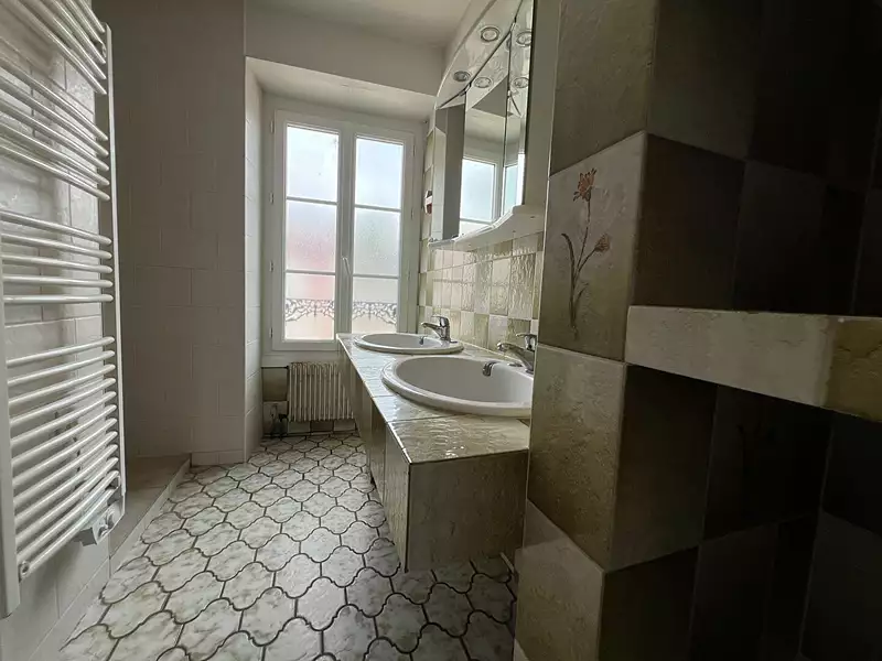 Maison, 147 m²