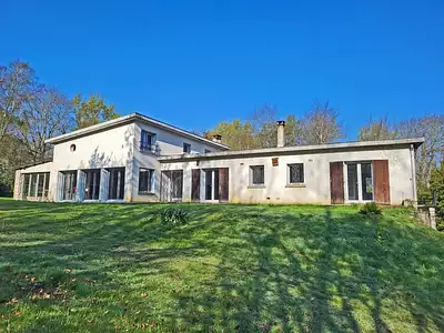 Maison, 274 m²