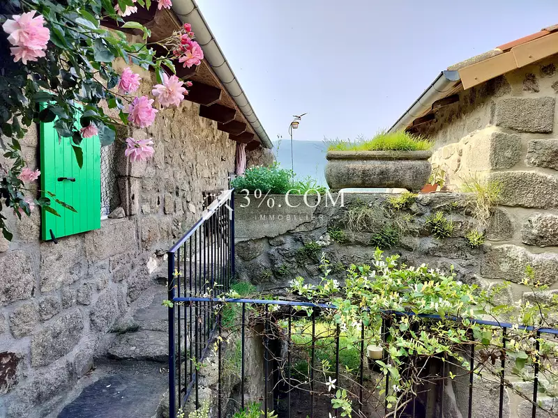 Maison, 266 m²
