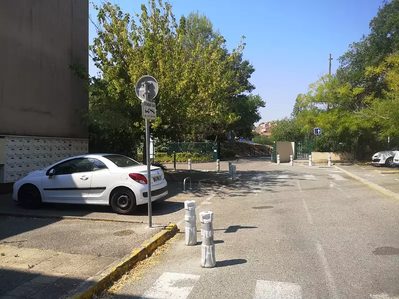 Parking, 12 m²