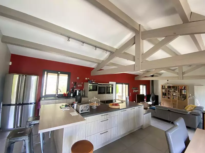 Maison, 165 m²