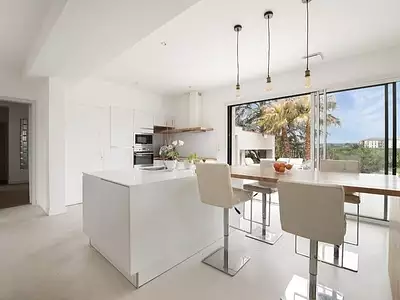 Maison, 245 m²