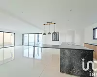 Maison, 216 m²