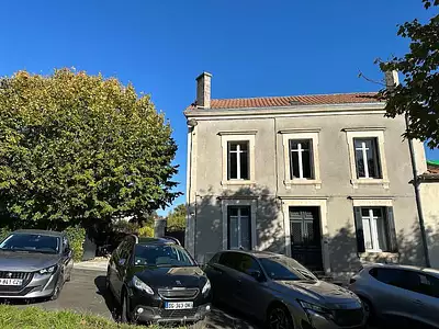 Maison, 220 m²