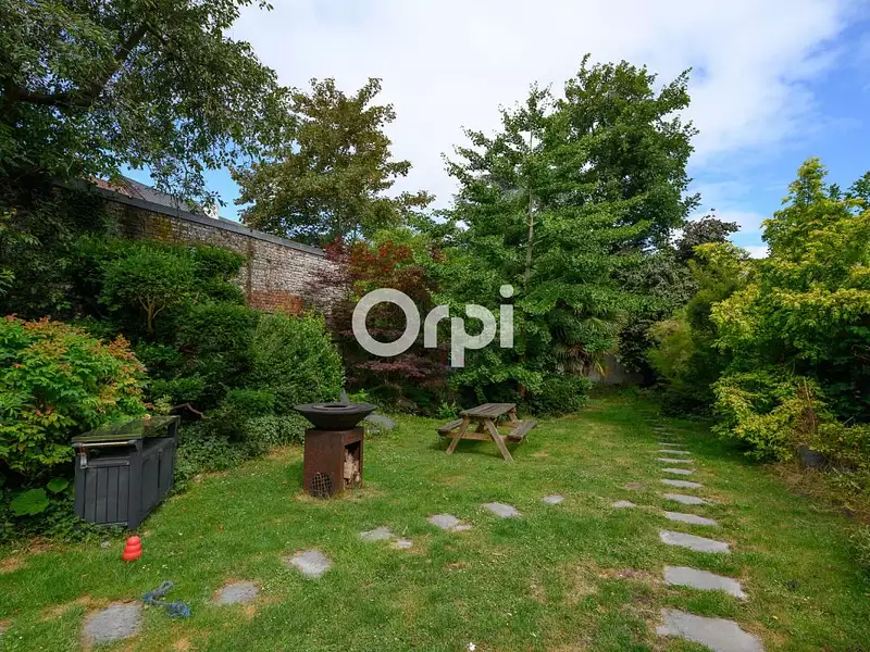 Maison, 466 m²