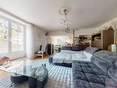 Maison, 215 m²