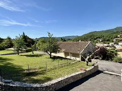 Maison, 275 m²
