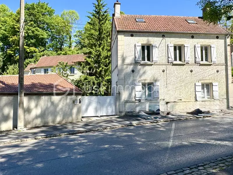 Maison, 148 m²