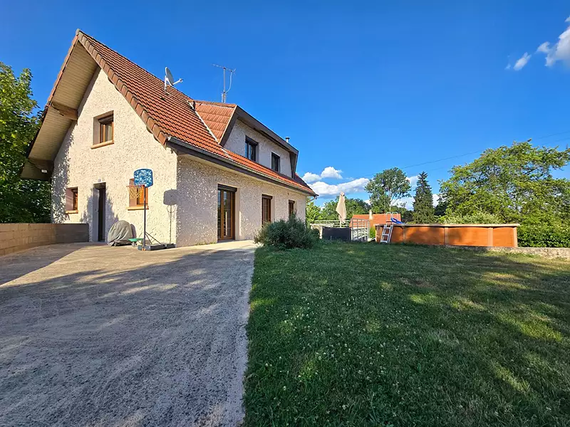 Maison, 124 m²
