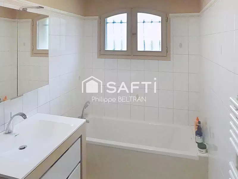 Maison, 115 m²