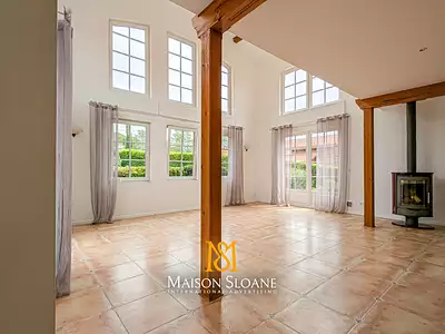 Maison, 243 m²