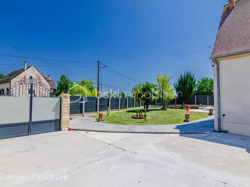 Maison, 310 m²