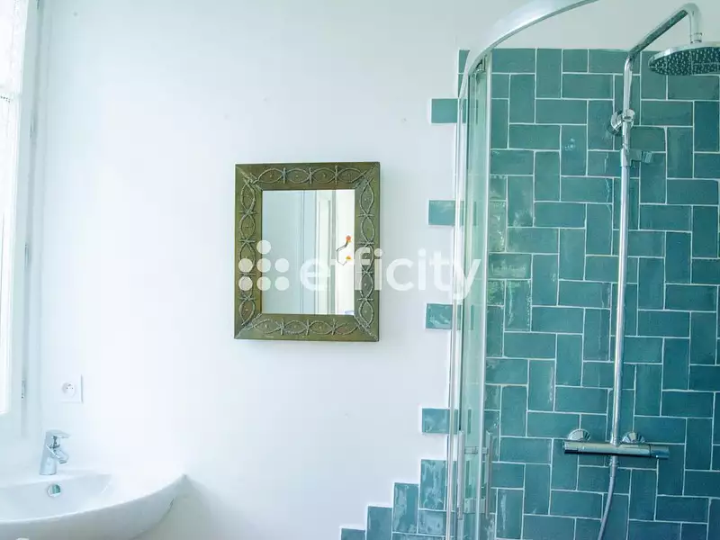 Maison, 274 m²
