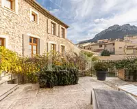 Maison, 380 m²